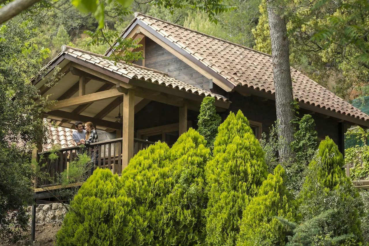 Camping Montagut Hotel Alojamento de Turismo Selvagem
